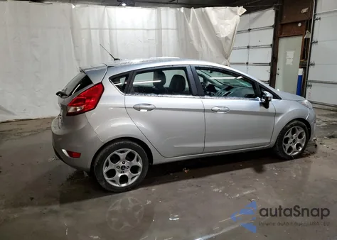 2013 Ford Fiesta Titanium из США, поврежденный, VIN 3FADP4FJXDM218086